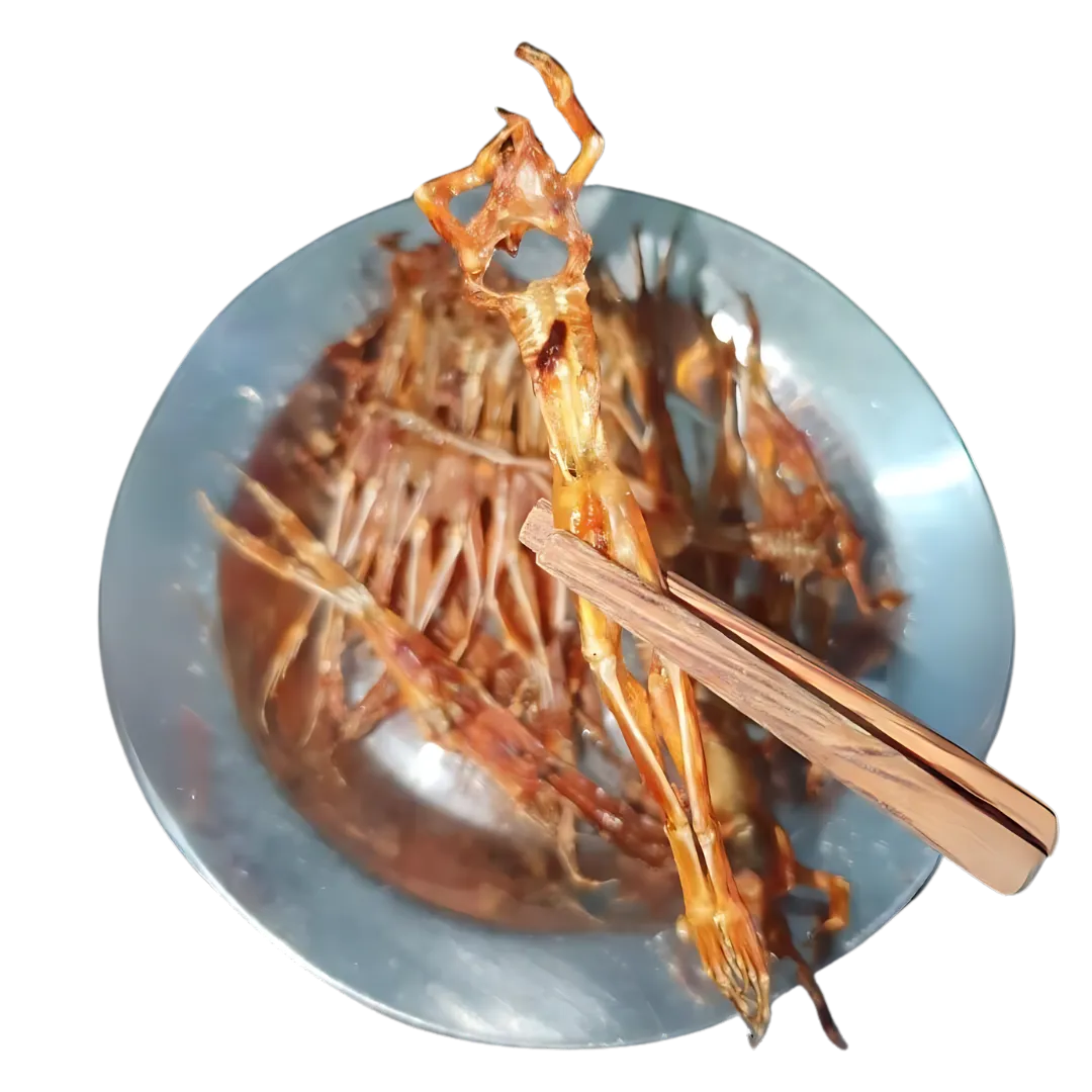 Khô nhái An Giang trên dĩa nhôm - con nhỏ đều tăm tắp, vàng óng
